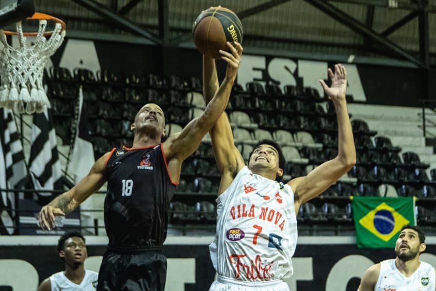 Vila Nova/AEGB conquista sua primeira vitória no Brasileirão ao bater o Anápolis Vultures no clássico goiano