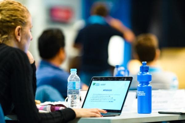 COB divulga oportunidades para atletas de alto rendimento