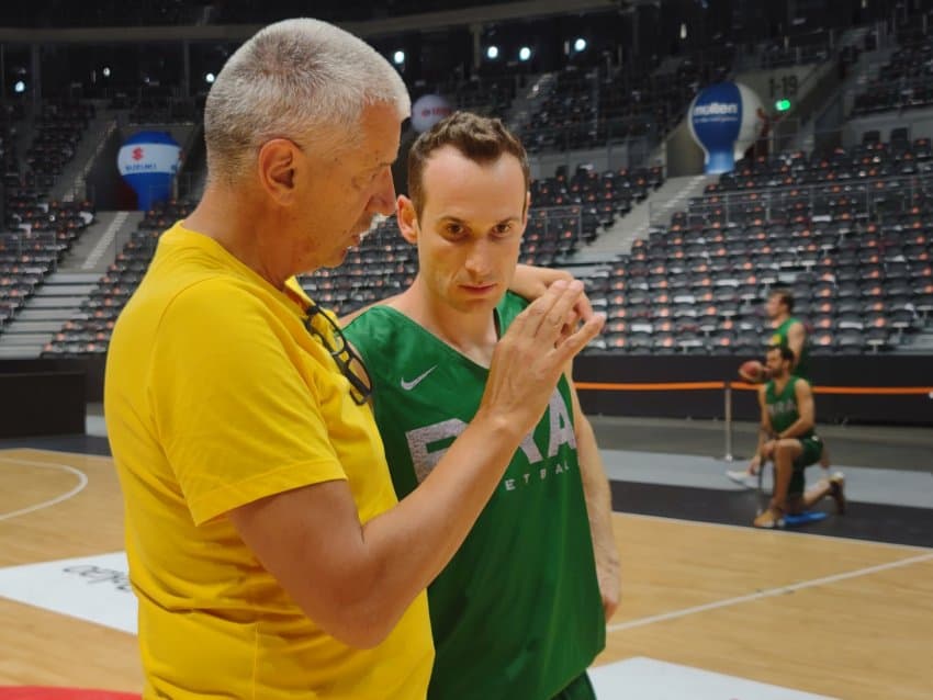 Capitão da Seleção, Marcelinho Huertas se junta ao Brasil para o Pré-Olímpico de Split