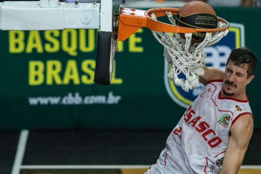 Pelo Brasileirão, Basket Osasco vence Blackstar/Unisociesc