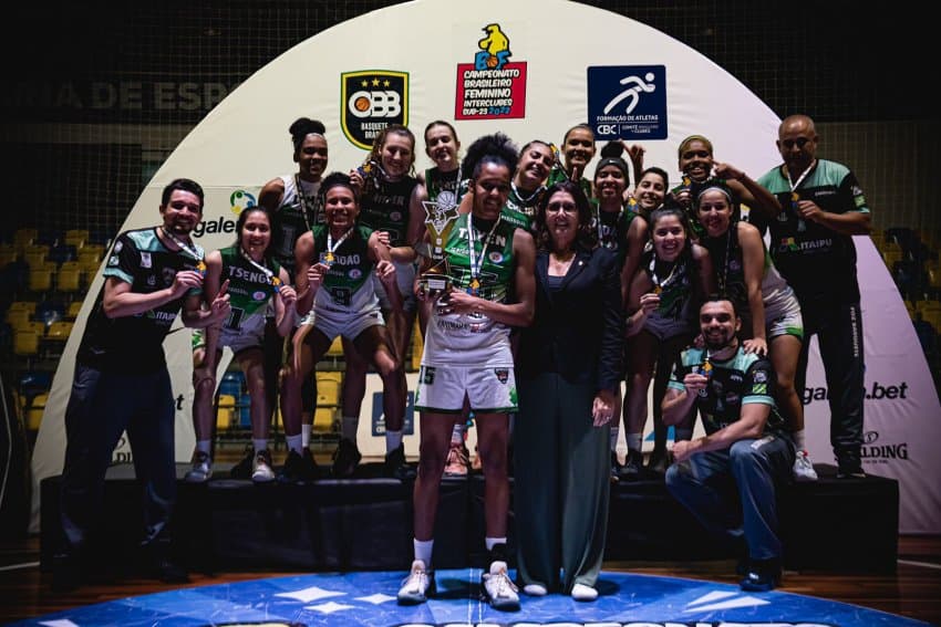 Foz Basquete é campeão do Brasileiro Feminino sub-23