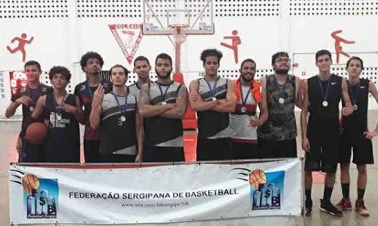 Giro: Federação Sergipana arrecada brinquedos em evento de 3x3