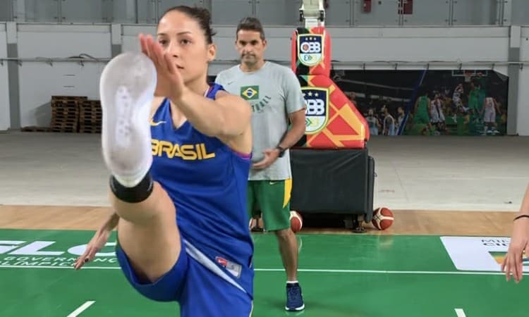 CBB Cuida: Seleção feminina visita projeto social em Madureira nesta terça-feira