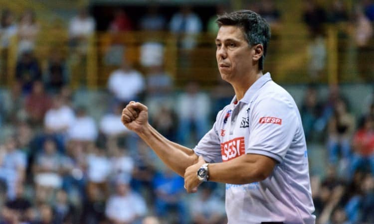 CBB Live: técnico do Sesi Franca, Helinho fala da CBB, Seleção e gestão