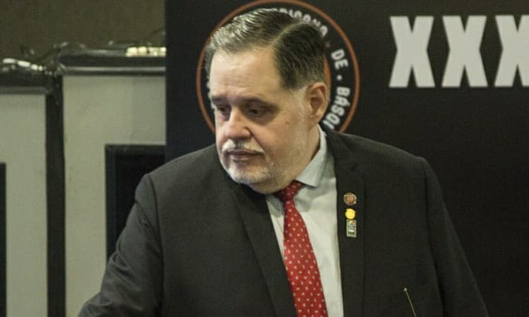 Presidente da ConsuBasquet fala com a CBB: "Brasil está de volta e veio para ficar"