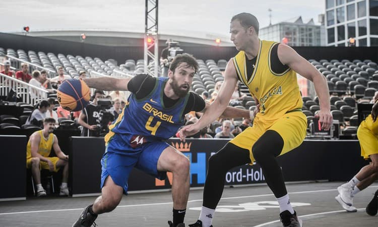 Brasil precisa vencer os dois jogos e contar com outros resultados para avançar às quartas da Copa do Mundo de 3x3