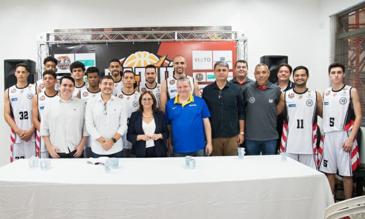 XI de Agosto/AABT/Tatuí apresenta equipe adulta masculina de basquete