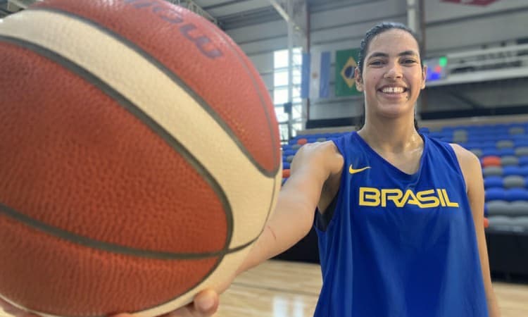 Crescendo com a seleção, jovem Stephanie Soares sonha com Tóquio 2020