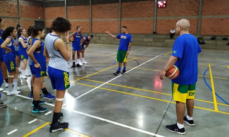 Brasil estreia no Sul-Americano Sub-14 Feminino nesta segunda (22) contra o Uruguai
