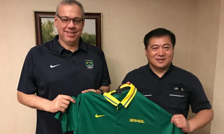 CBB fecha parceria com empresa chinesa para a seleção brasileira