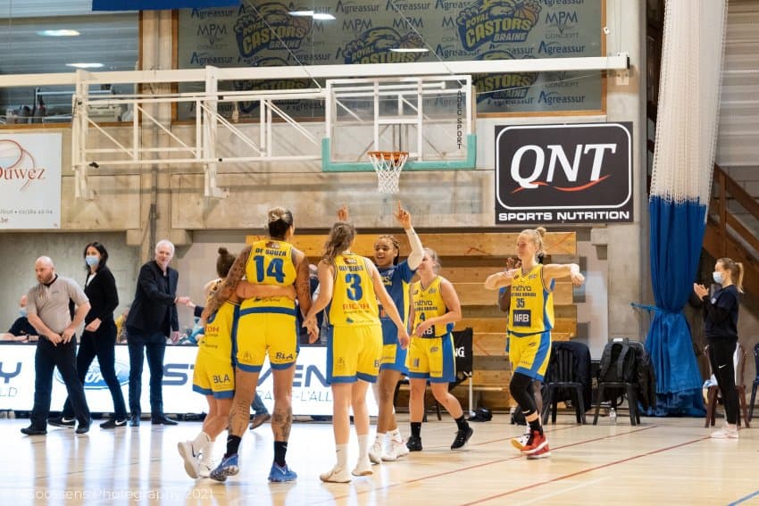 Érika Souza na decisão da Liga Belga de Basquete; confira desempenho de outras brasileiras