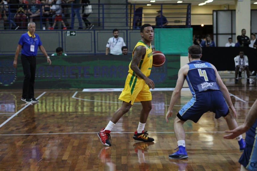 Na volta do basquete, Brasil encara o Panamá com grupo renovado e campeão