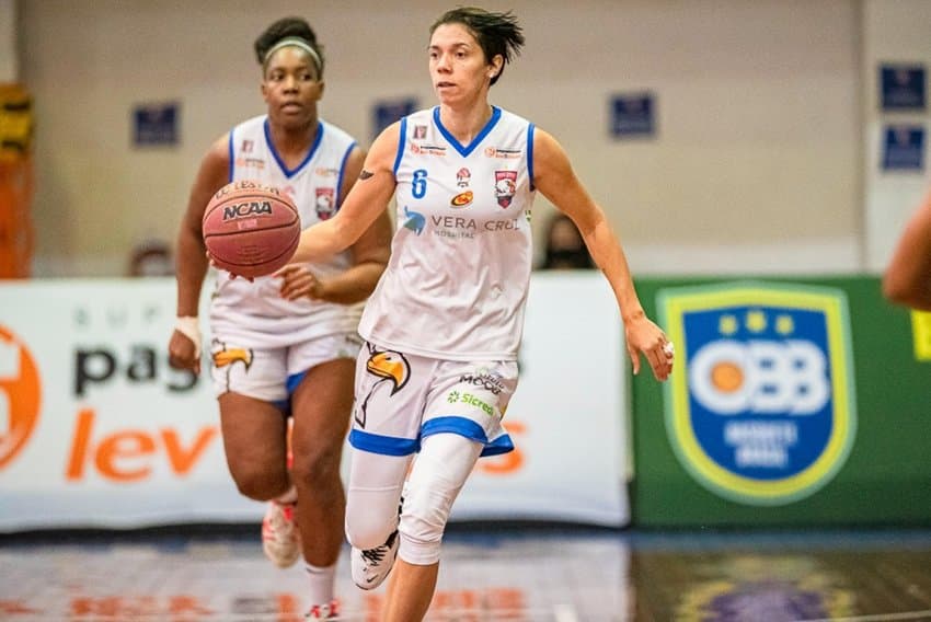 Com 62 pontos do trio Tassia/Gabriela/Licinara e sob o comando de Babi, Vera Cruz Campinas vence Sodiê Doces/Mesquita/LSB e empata a série