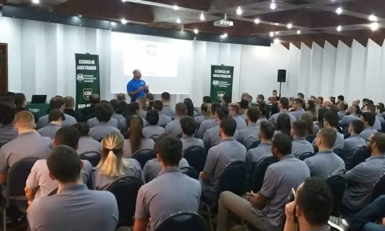 Giro: Federação Mato-Grossense recebe acampamento de árbitros da CBB