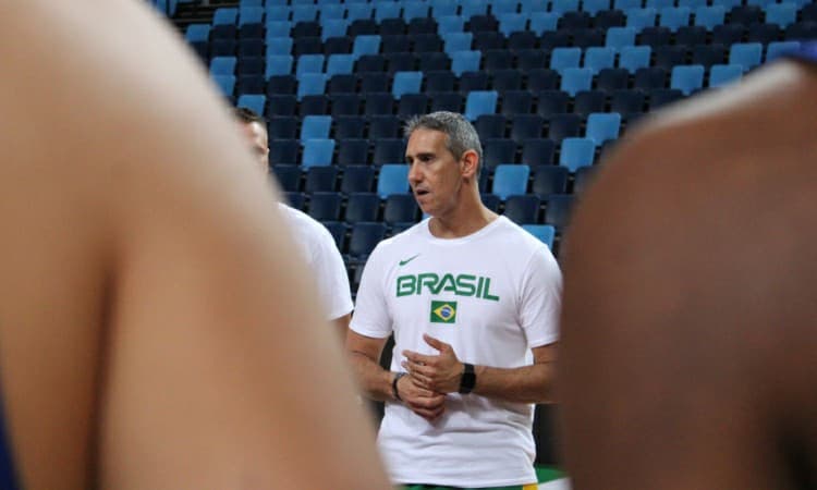 José Neto aprova começo dos treinos visando o Pré-Olímpico Mundial