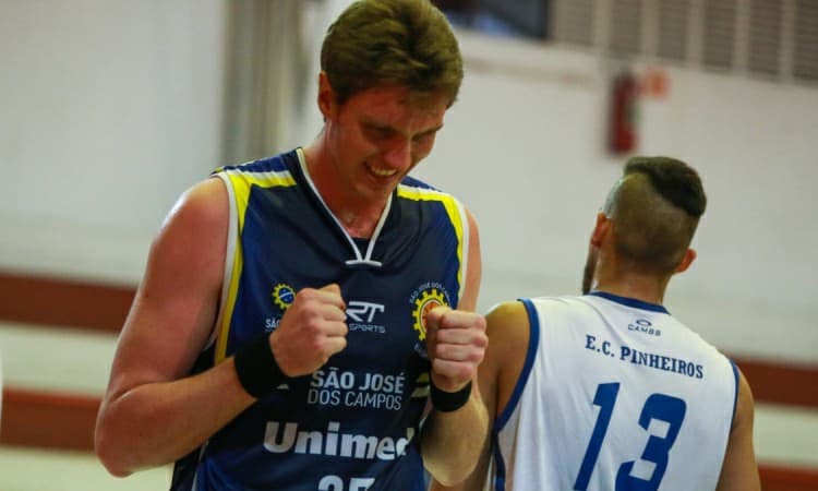 LSB/Flex/PMS acerta a contratação do pivô Jonathan Muller